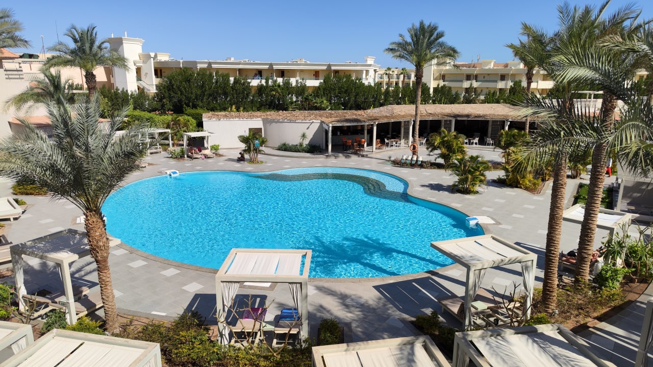 Pool JAZ Elite Casa del Mar Beach