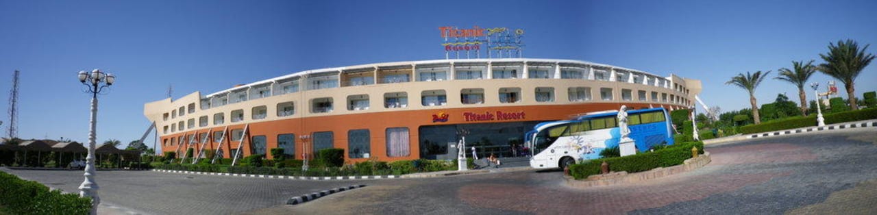 Hotel Titanic Resort & Aqua Park