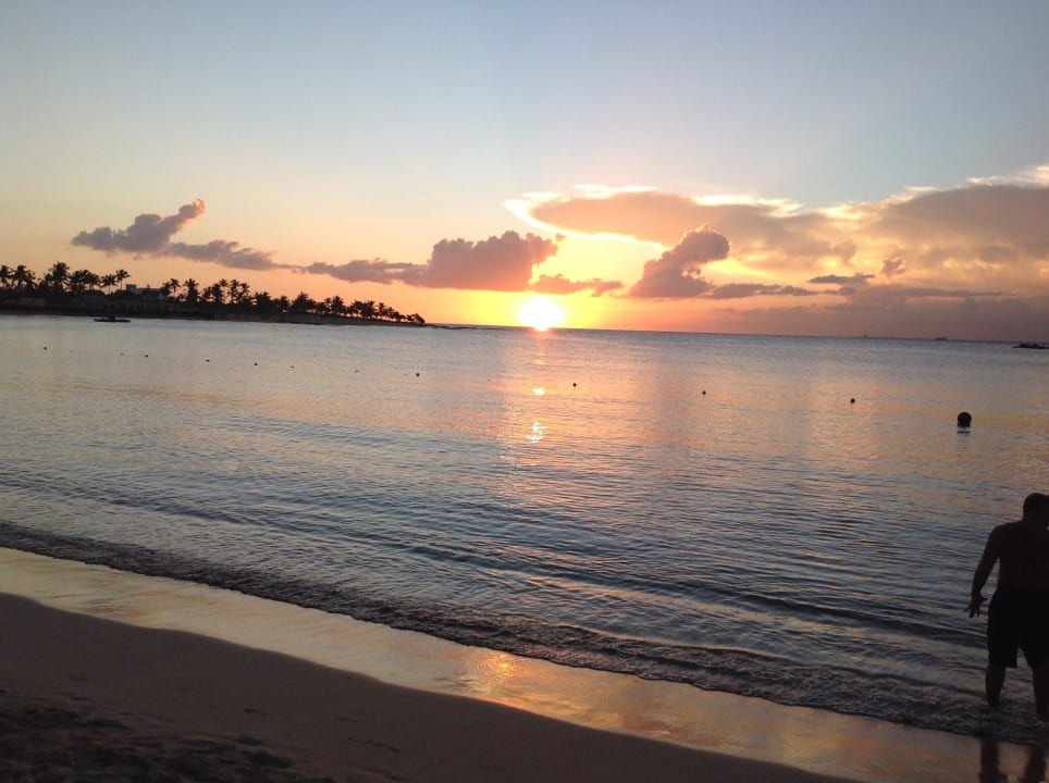 Sonnenuntergang Bahia Principe Luxury Bouganville