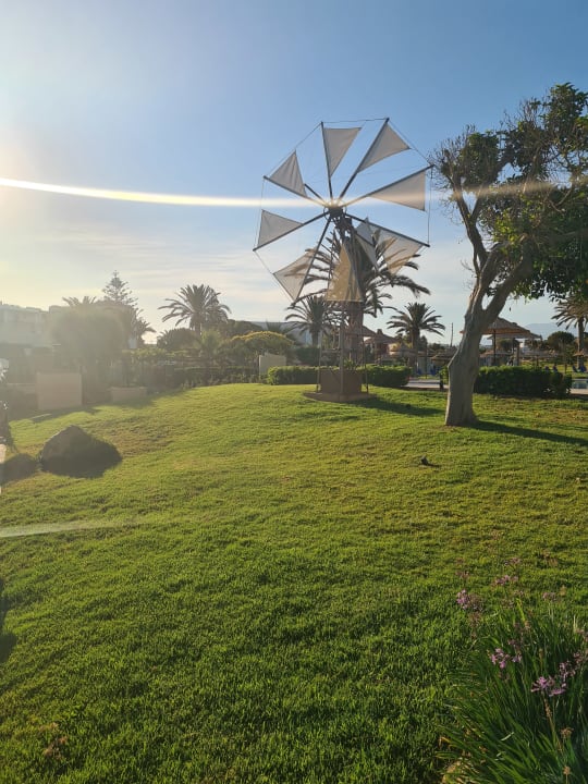 Gartenanlage Anissa Beach & Village