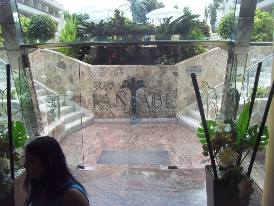 Wejscie na basen GF FANABE