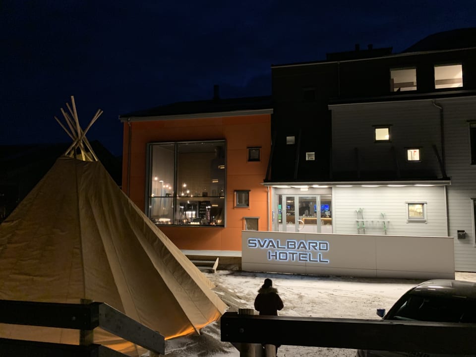Außenansicht Svalbard Hotell & Lodge