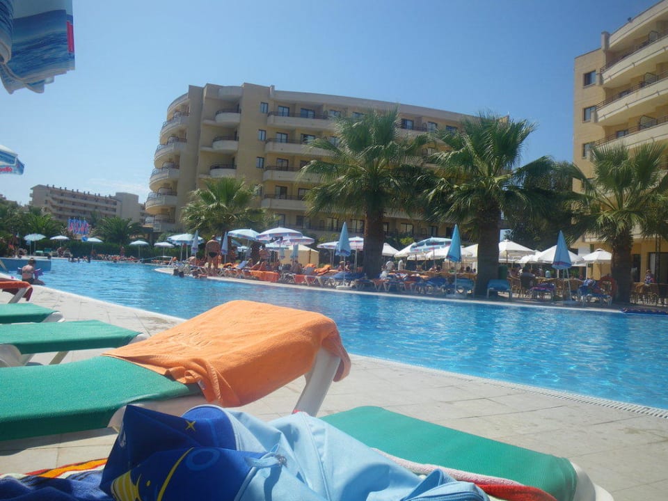 Schöner Pool allsun App.-Hotel Orient Beach