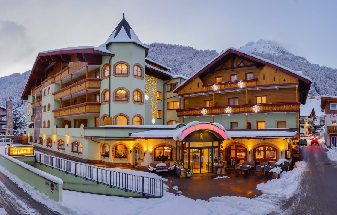 Außenansicht Alpin- & Wellnessresort Stubaierhof