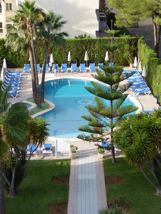 Pool von unserem Balkon aus Hotel Metropolitan Playa