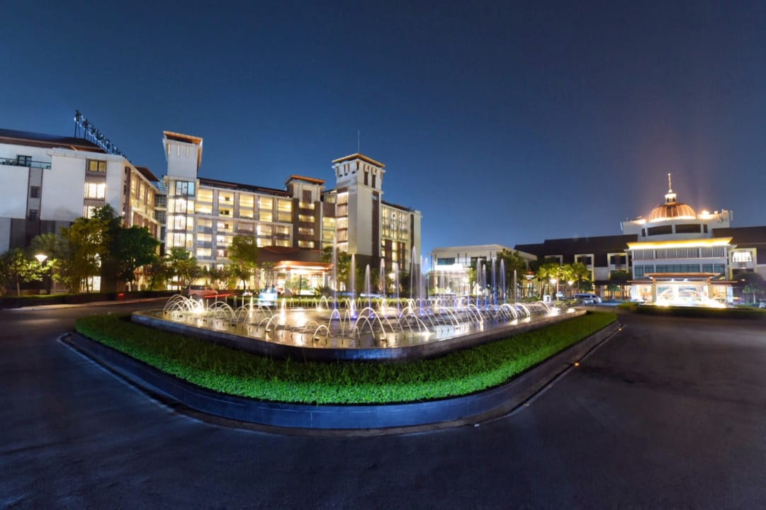 Außenansicht Hotel Summit Windmill Golf Residence