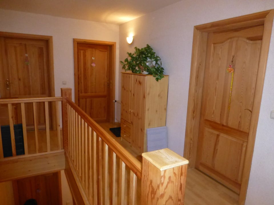 Treppenhaus. Hotel garni Haus Sonneneck