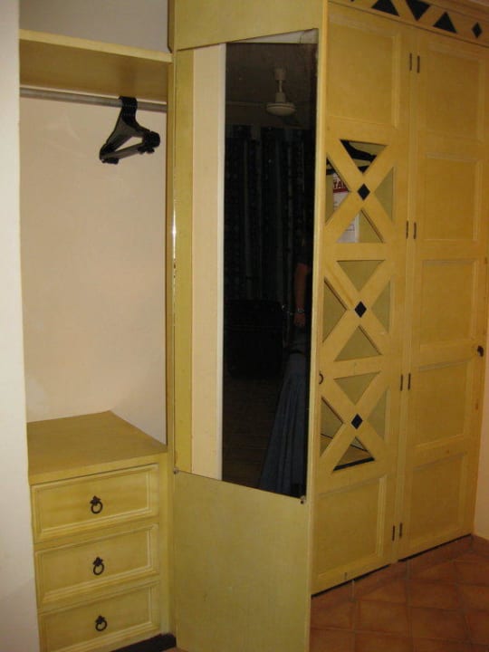 Schrank Catalonia Playa Maroma