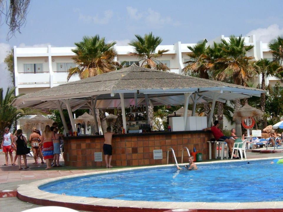 Poolbar Grand Palladium White Island Resort & Spa