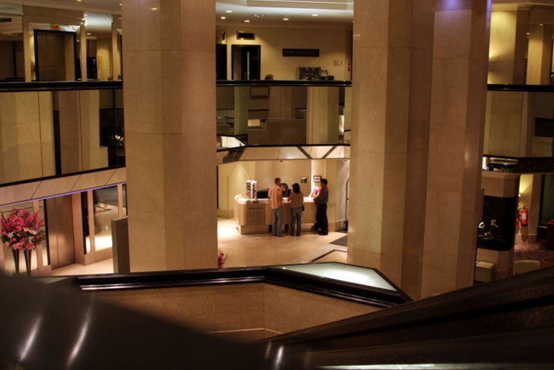Upper Level The Tower - A Guoman Hotel