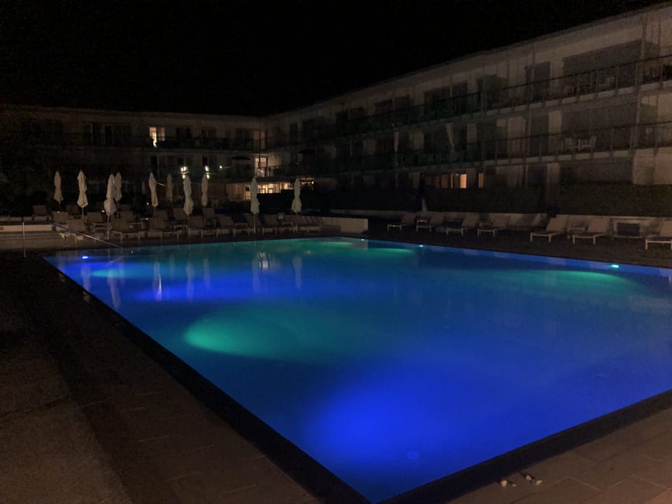 Pool Falkensteiner Residences Senia