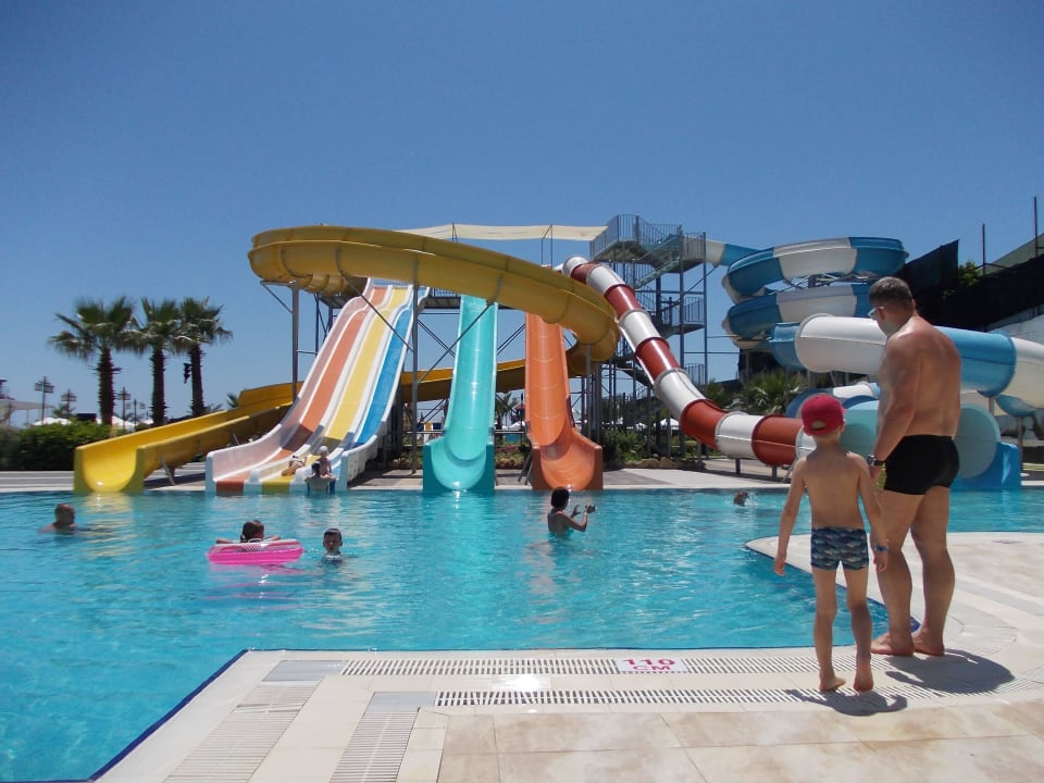 8 Rutschen Seaden Sea Planet Resort & Spa