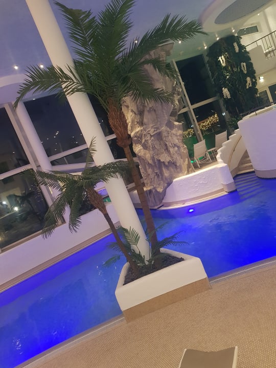 Pool Hotel Frankenland