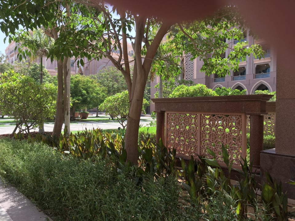 Gartenanlage Emirates Palace Mandarin Oriental