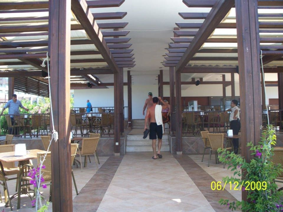Beachbar Alba Queen Hotel