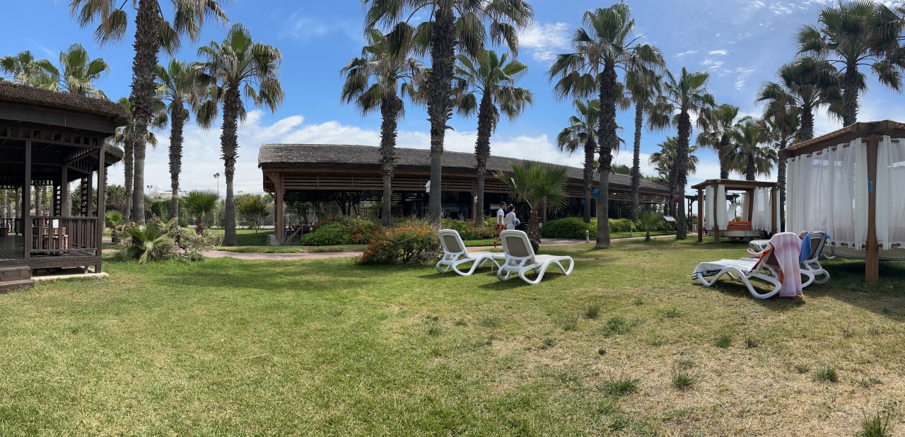 Gartenanlage Saturn Palace Resort Hotel