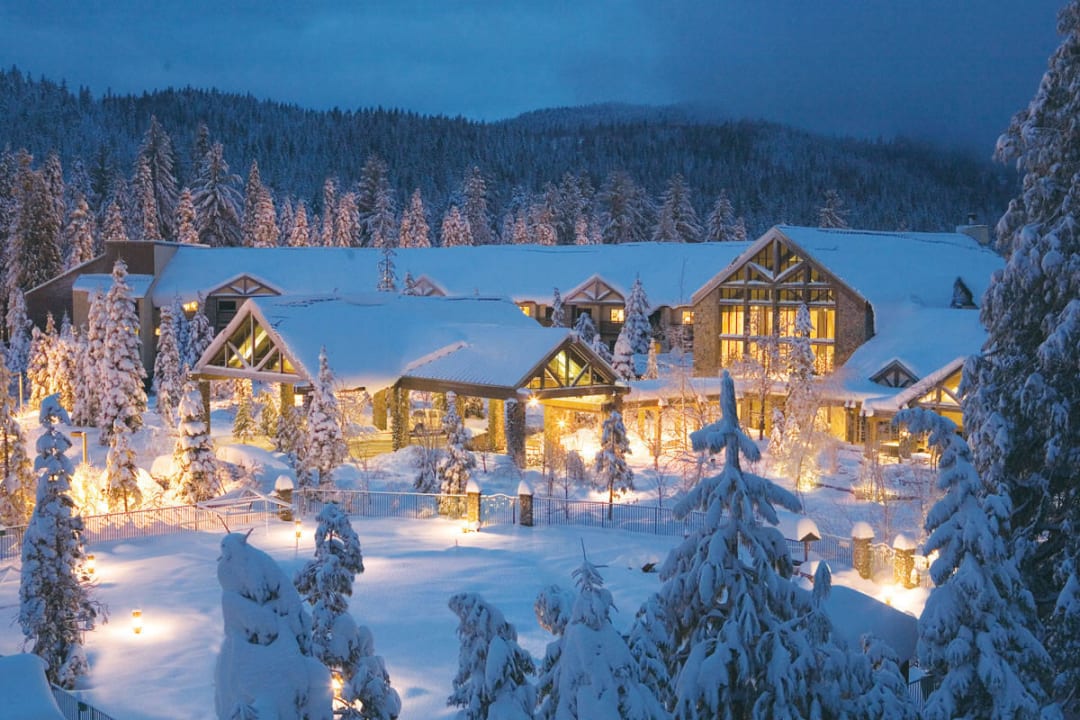 Tenaya Lodge in winter Hotel Tenaya Lodge at Yosemite