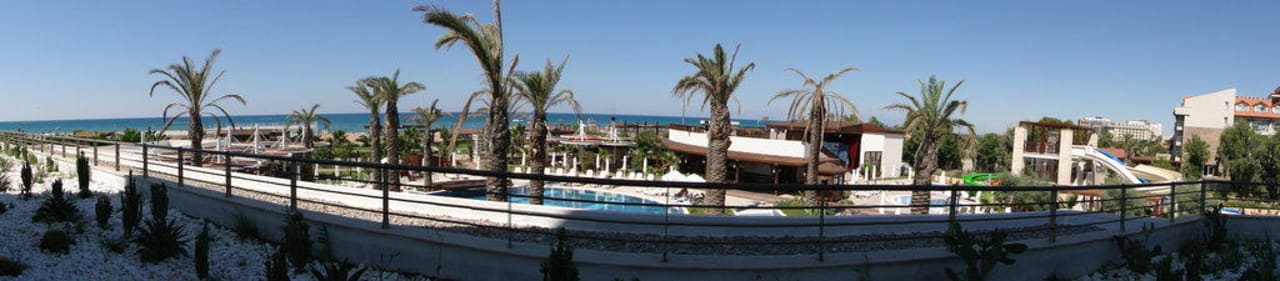 Panorama aus dem Hotel fotografiert Sunis Evren Beach Resort Hotel & Spa