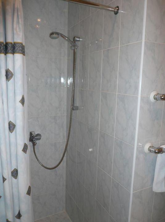 Die Dusche Hotel Maxima Irbis