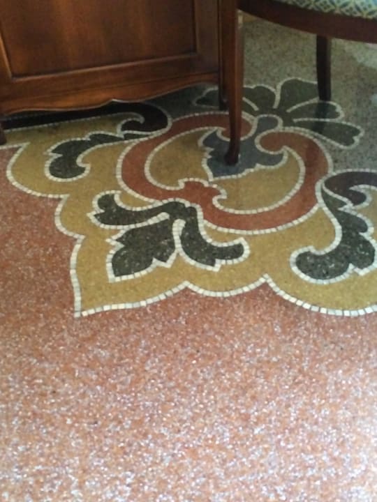 Fußboden  Hotel Continental Genova