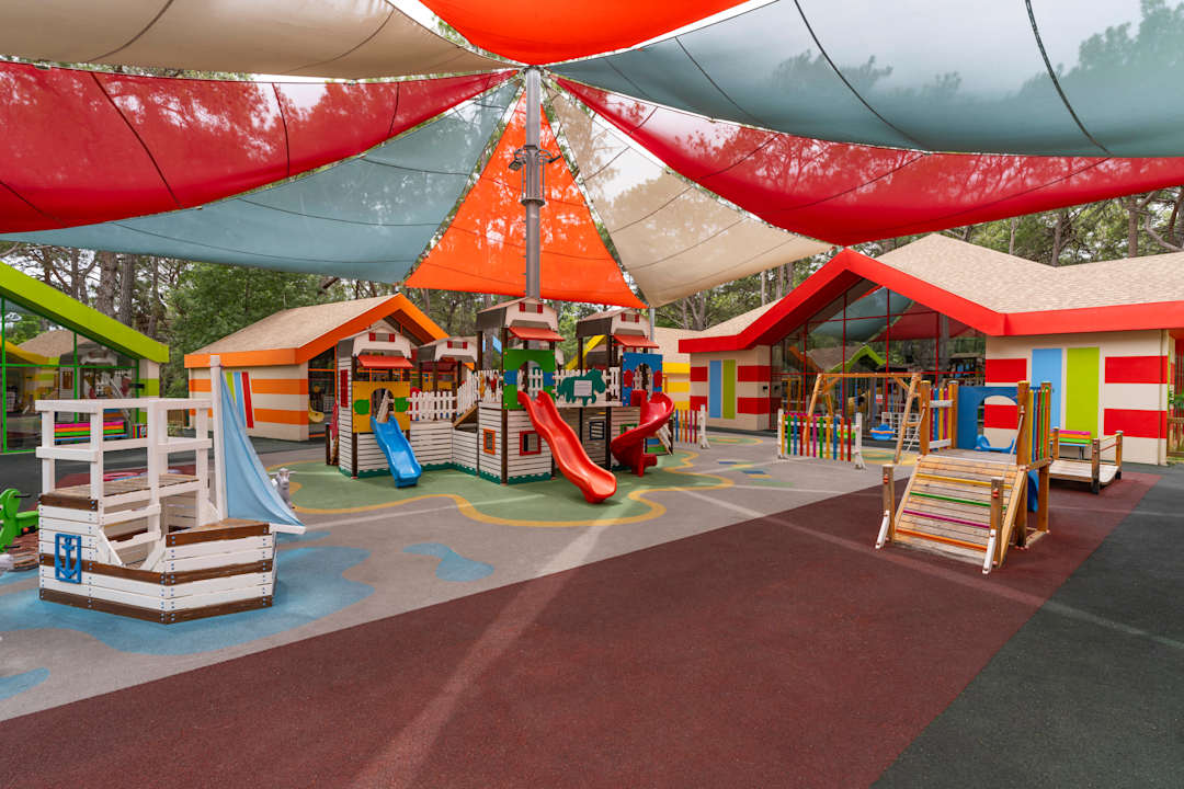 Sport & Freizeit Wome Deluxe Hotel