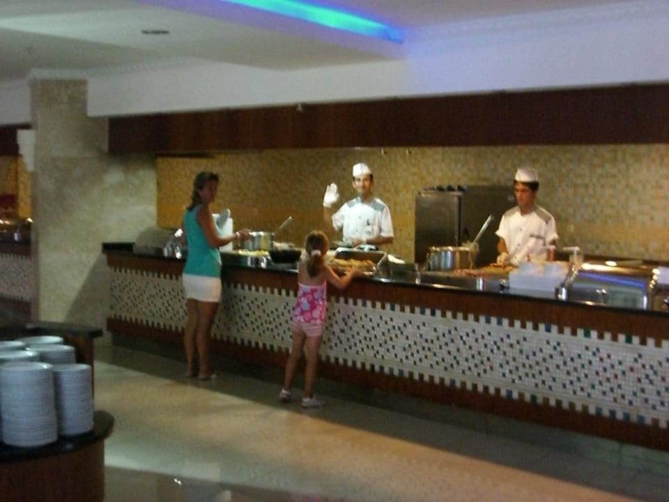 Snackbar Hamburger Pommes und vieles mehr Saphir Resort & Spa