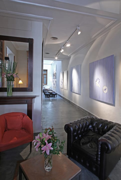 Lobby y galeria de arte Art Hotel