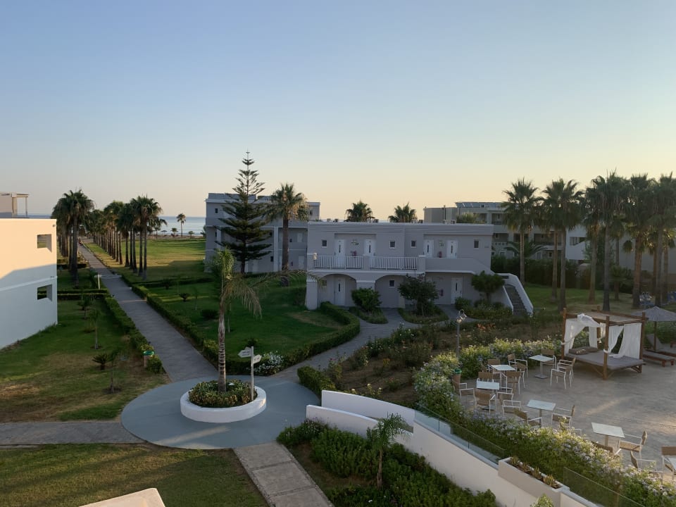 Gartenanlage Delfina Tropic Beach