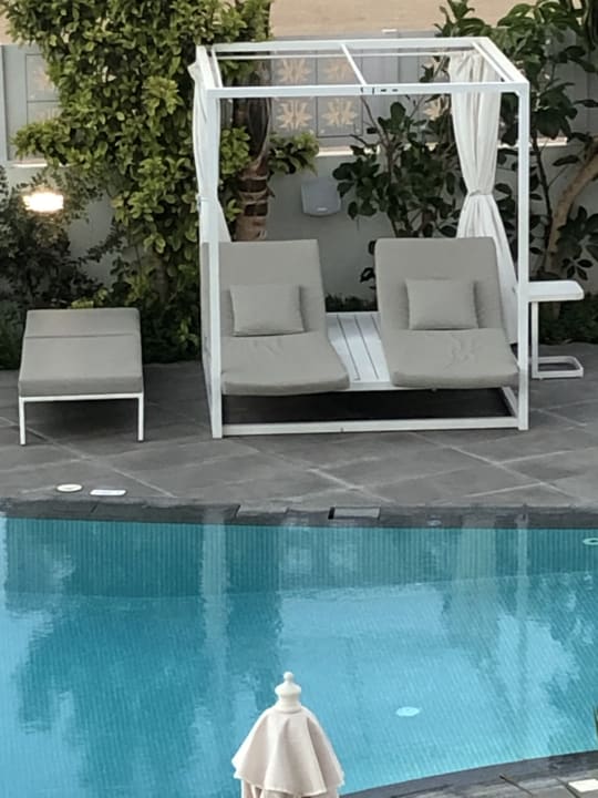 Pool The Blue Ivy Hotel & Suites