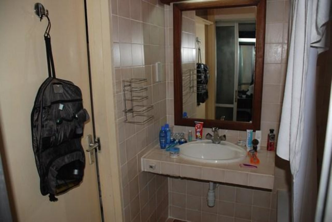 Bad Travellers Beach Hotel & Club