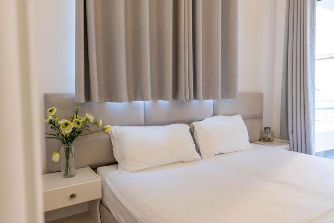 Zimmer Hotel Myrtai - City Center