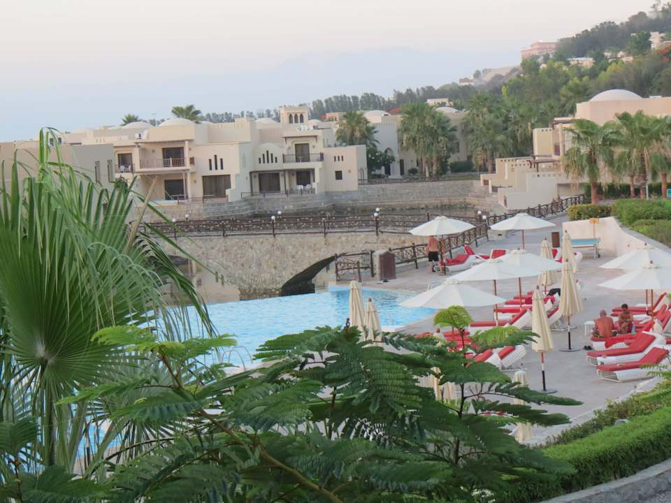 Ausblick Balkon  The Cove Rotana Resort