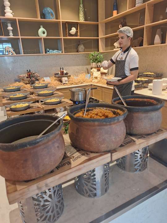 Gastro Acanthus Cennet Barut Collection