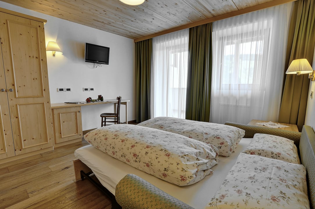 Zimmer Hotel Monte Paraccia