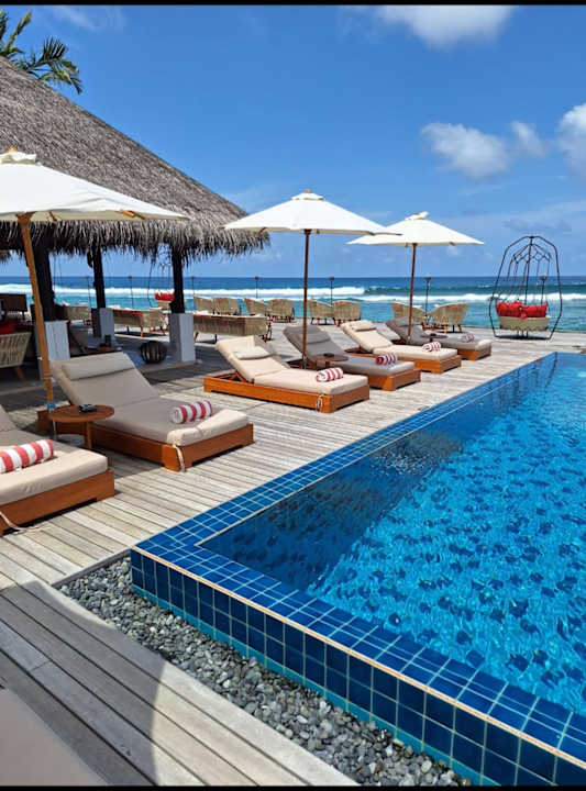 Pool Anantara Veli Maldives Resort - Adults only