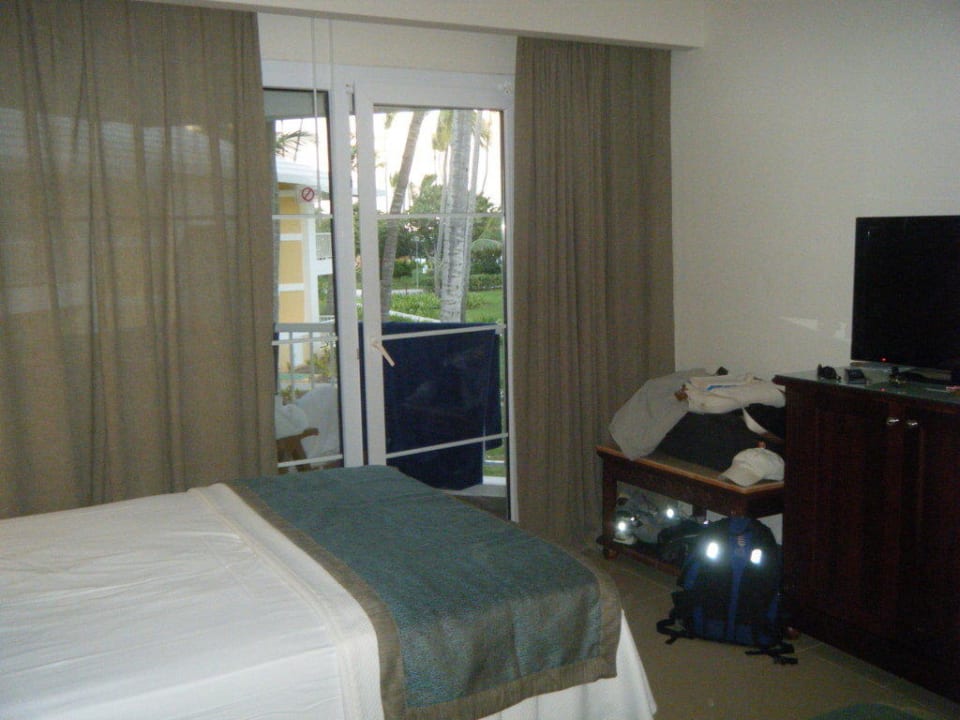 Großer Sony-Flachbildschirm-TV Grand Palladium Select Bávaro Resort & Spa