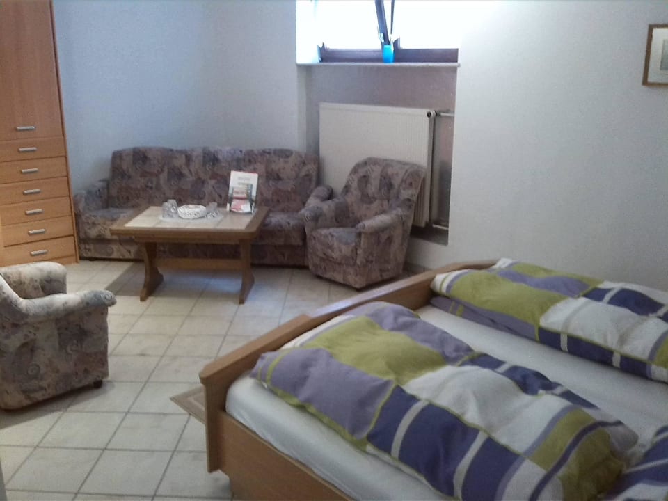 Zimmer 2 Gästezimmer in Villmar