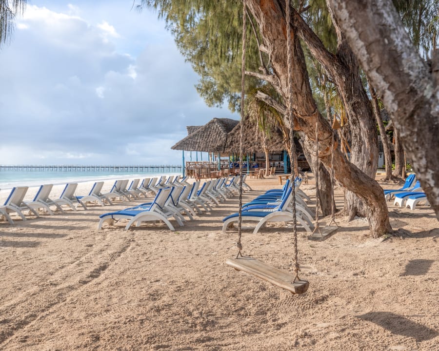 Strand Hotel Kiwengwa Beach Resort