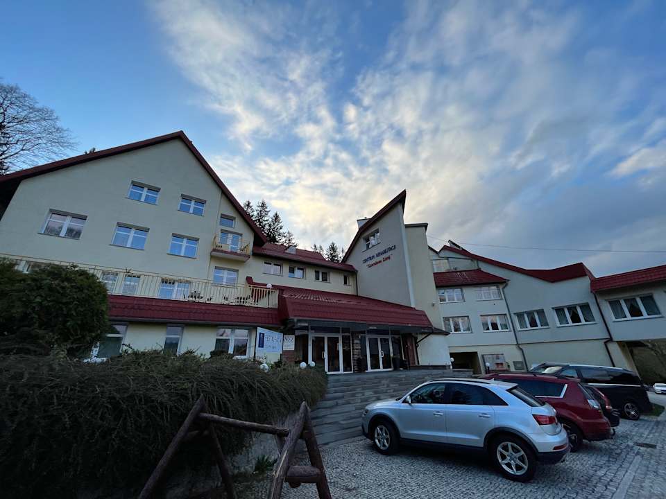 Außenansicht Klinika Młodości Medical SPA