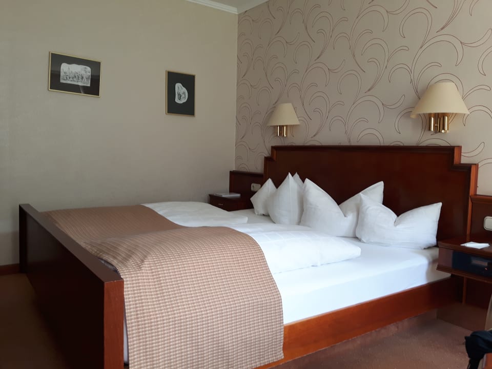 Zimmer Parkhotel Stadtallendorf