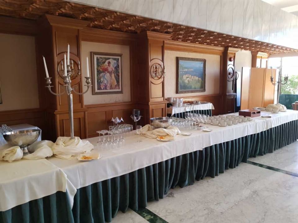 Ablage für das Essen später GPRO Valparaiso Palace & Spa