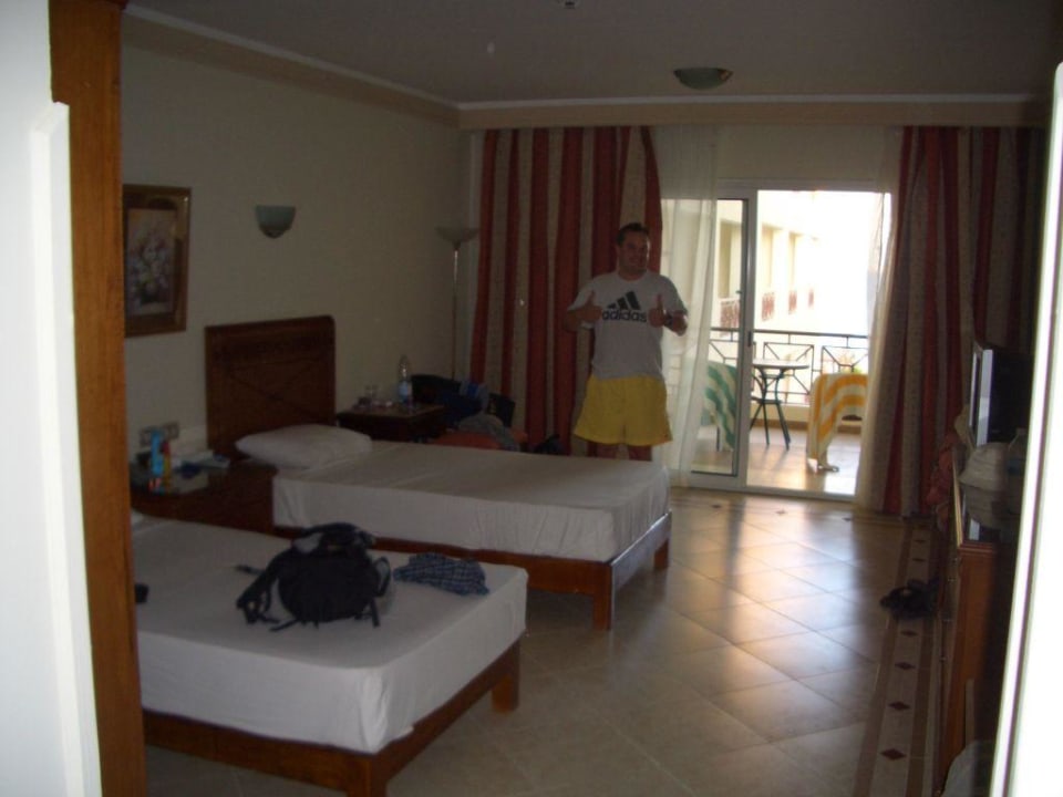 Zimmer Imperial Shams Abu Soma