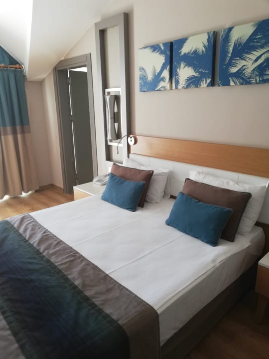 Zimmer Palm World Side Resort & Spa
