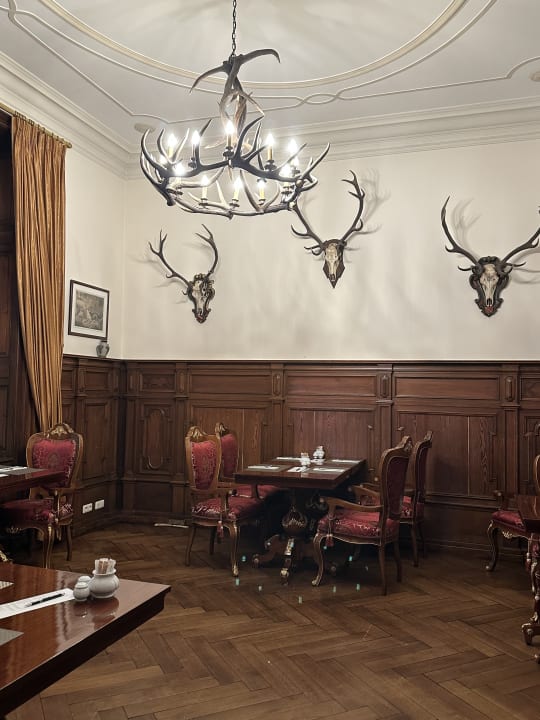 Gastro Schloss Lieser, Autograph Collection