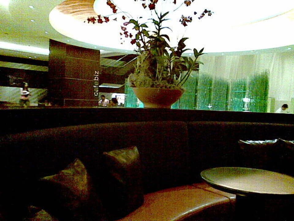Cafebiz Hotel Jen Tanglin Singapore
