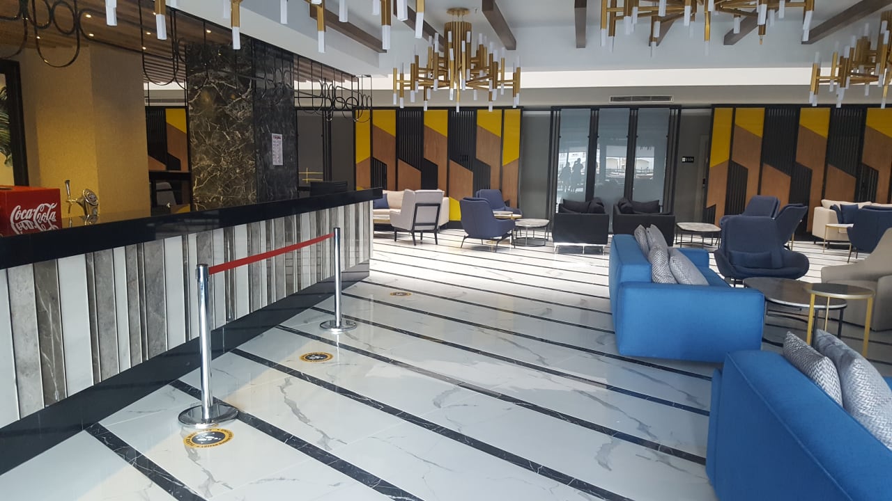 Lobby Arnor de Luxe Hotel & Spa