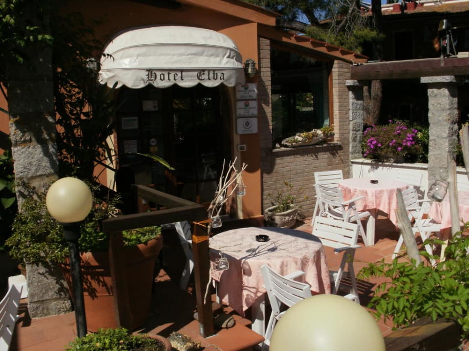 Eingangsbereich des Hotels Hotel Elba & Residence dei Fiori