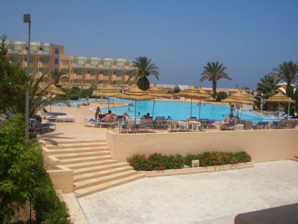 Blick auf Pool Sentido Bellevue Park