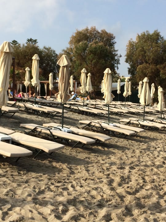 Strand Thalassa Beach Resort