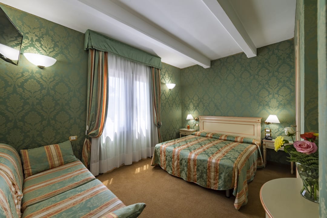 Zimmer Villa Delle Palme